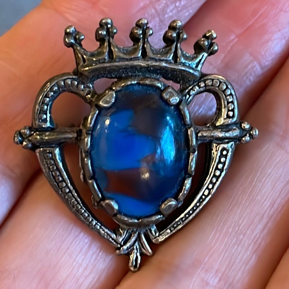 VINTAGE MIRACLE CORONET HEART BROOCH BRAVEHEART SCOTTISH FOLKLORE DARK SKYE VGC